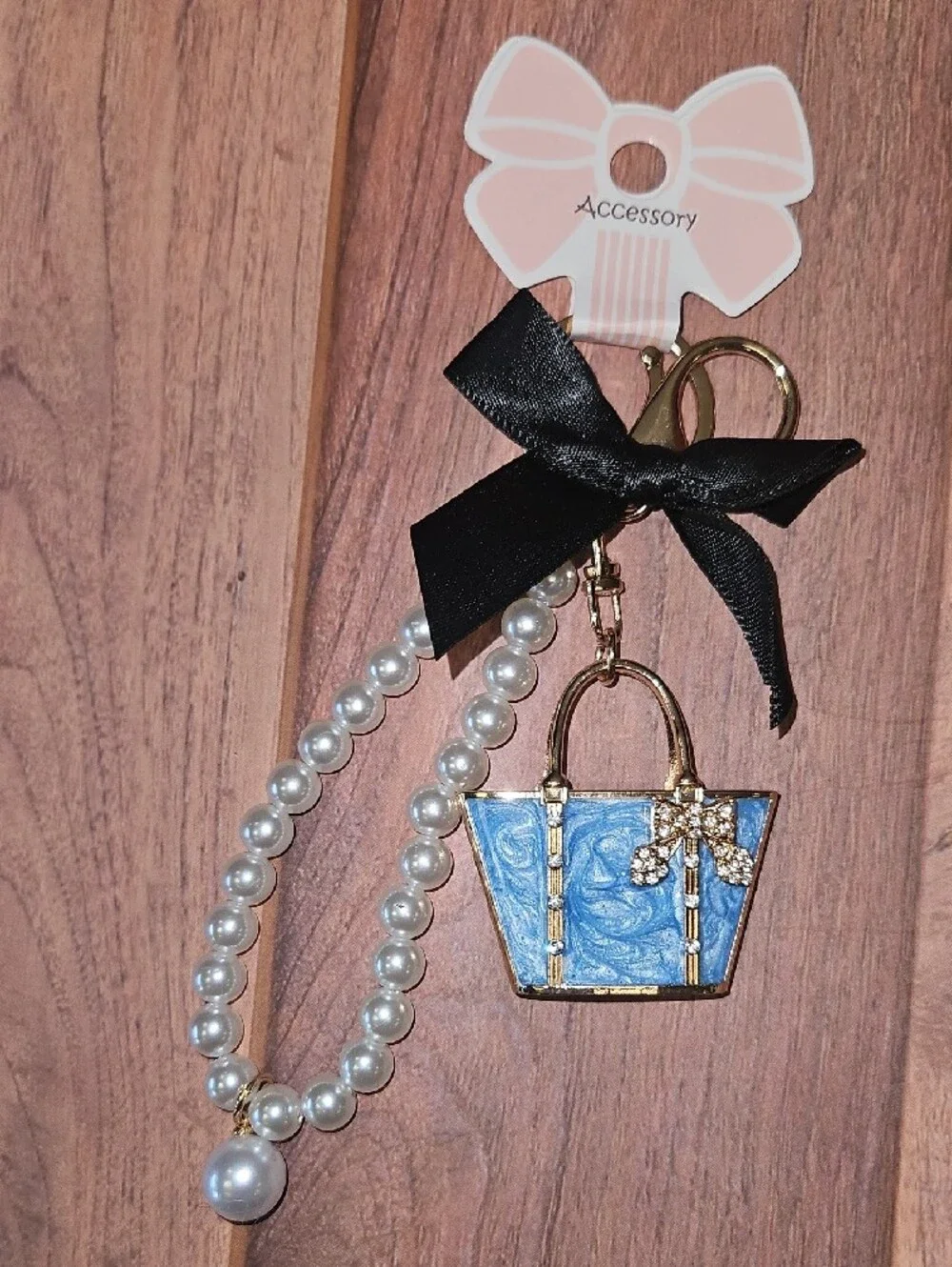 Pearl & Bow Handbag Keychains New